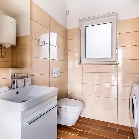 Holiday home 3 Bedroom Awesome In