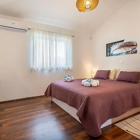 3 Bedroom Awesome In Vodnjan