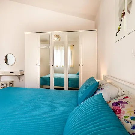 3 Bedroom Awesome In